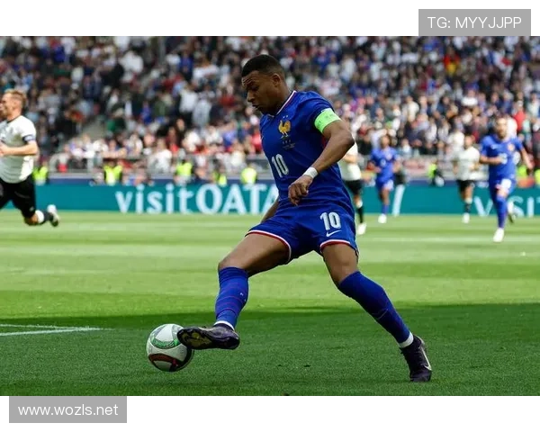 杜埃与姆巴佩：发展轨迹与核心潜力对比分析